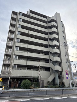 ゼファー中十条アクタージュの外観