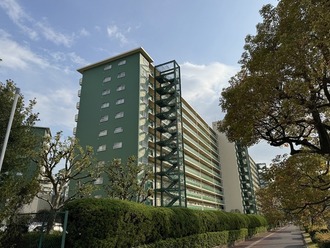 検見川パークハウスA棟の外観