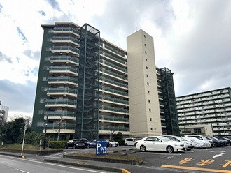 検見川パークハウスB棟の外観