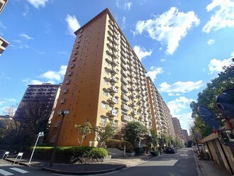 広尾ガーデンヒルズK棟の外観