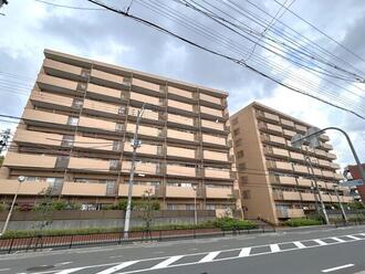 吹田ロイヤルマンションの外観