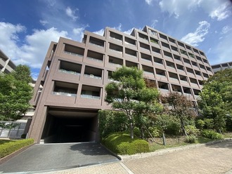 テラス北千里・古江台の外観