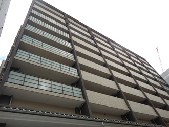 四条烏丸クロスマークの外観