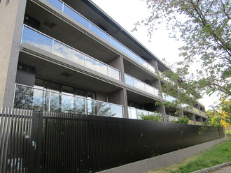 ザ・パークハウス京都鴨川御所東の外観