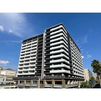 ル・サンク南千里ローレルコートの外観