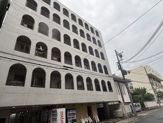 シルバーハイツ東寺町の外観