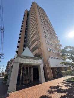 ラ・トゥール六甲　イースト棟の外観