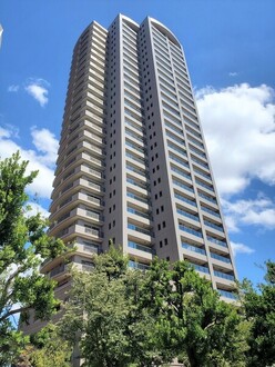 OAPレジデンスタワー東館の外観