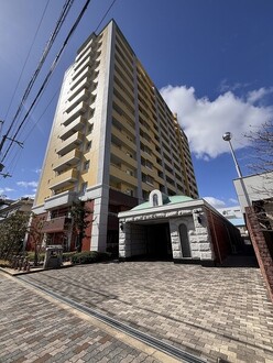 プレステ１５番館鶴見緑地の外観