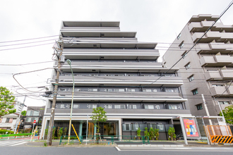アジールコート三軒茶屋の外観