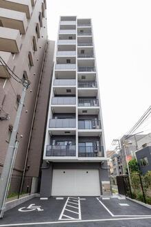 アーバンコア旗の台の外観