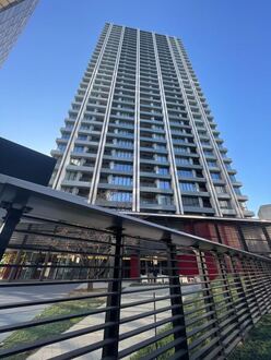 グランドミレーニアの外観