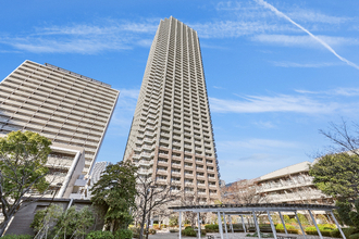 晴海アイランドトリトンスクエアビュータワーの外観