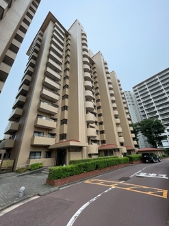 多摩川ハイムの外観