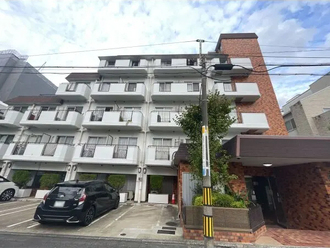 クラウン西麻布の外観