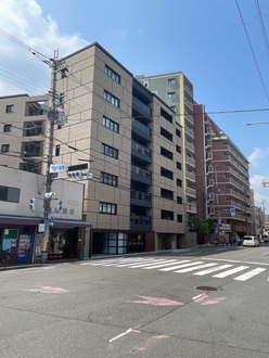 ジオ京都御所西の外観