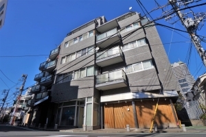 ハイツ赤坂の外観