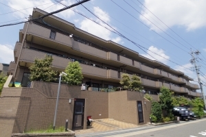 ライオンズガーデンヒルズ富士見台壱番館の外観