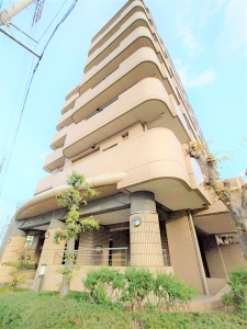 ライオンズマンション野並の外観