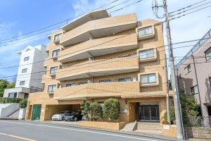 ライオンズマンション羽沢町第３の外観