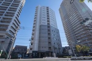 ライオンズ三ノ輪フェアマークスの外観