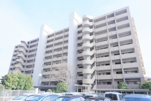 フェアロージュ津田沼ポルタ館の外観