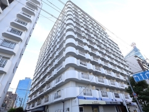 コープ野村梅田Ａ棟の外観