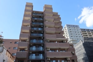 ライオンズマンション町田森野の外観