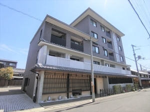 ライオンズ京都小川御所の外観