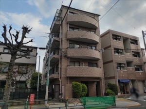 ラビ・弦巻の外観