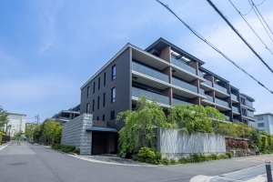ライオンズ伏見桃山指月城の外観