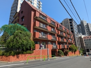ライオンズマンション一番町の外観