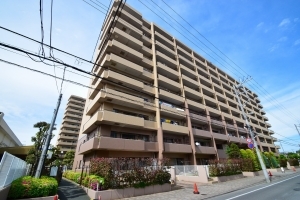フェアロージュ津田沼ポルタ館の外観