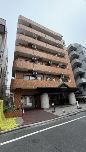 ライオンズマンション大島の外観