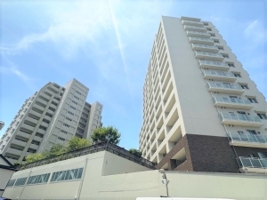 Ｄグランセ代官町の外観
