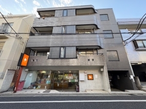 太子堂パレスの外観