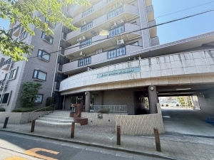 ライオンズガーデン北綾瀬の外観