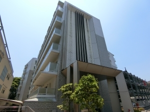 エスリード京都山科セミリアの外観
