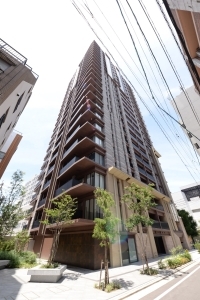レーベン福岡天神　ＯＮＥ　ＴＯＷＥＲの外観