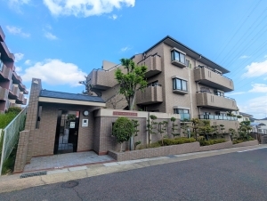 グローリアスヒルズ貴船の外観