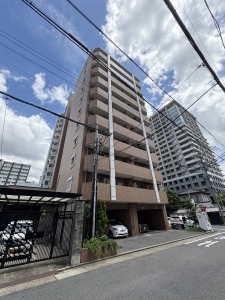 プレサンス桜通り葵の外観