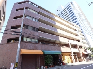 ライオンズマンション四ツ橋の外観