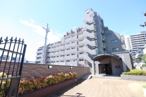 ライオンズマンション大橋第３の外観