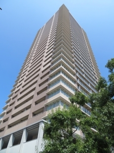 ザ・広島タワーの外観