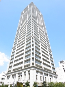 ライオンズタワー神戸元町の外観