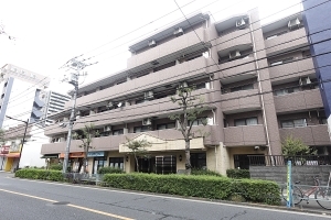 ライオンズヴィアーレ調布第２の外観