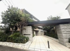 サンクレイドル大宮公園レジデンスの外観