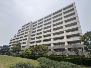 ウォルトンズコート長津田Ｂ棟の外観