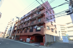 ライオンズマンション東白楽第２の外観