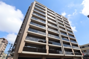 オーヴィジョン平尾の外観